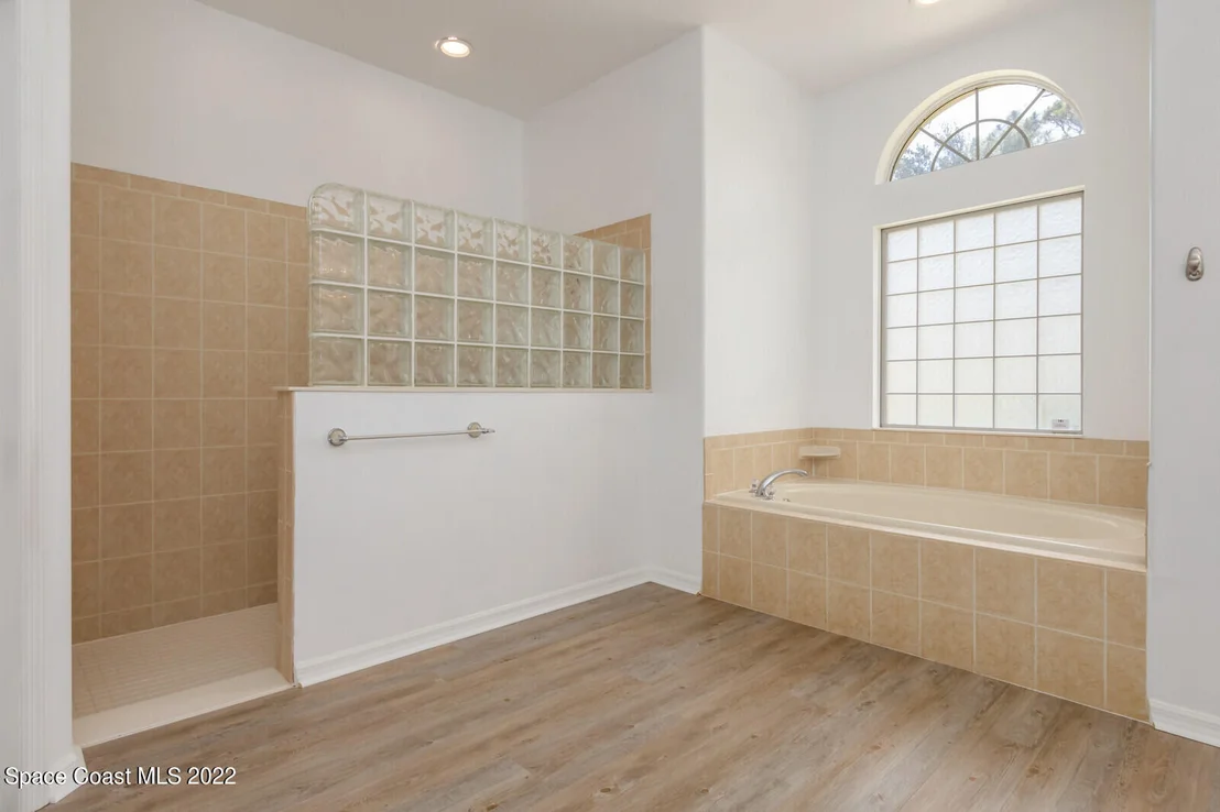 Photo of 2670 Washington Street