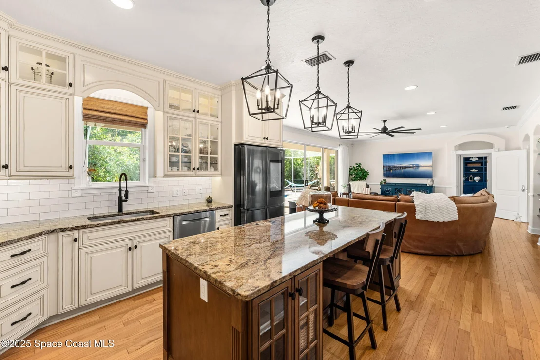 Photo of 250 Baytree Drive