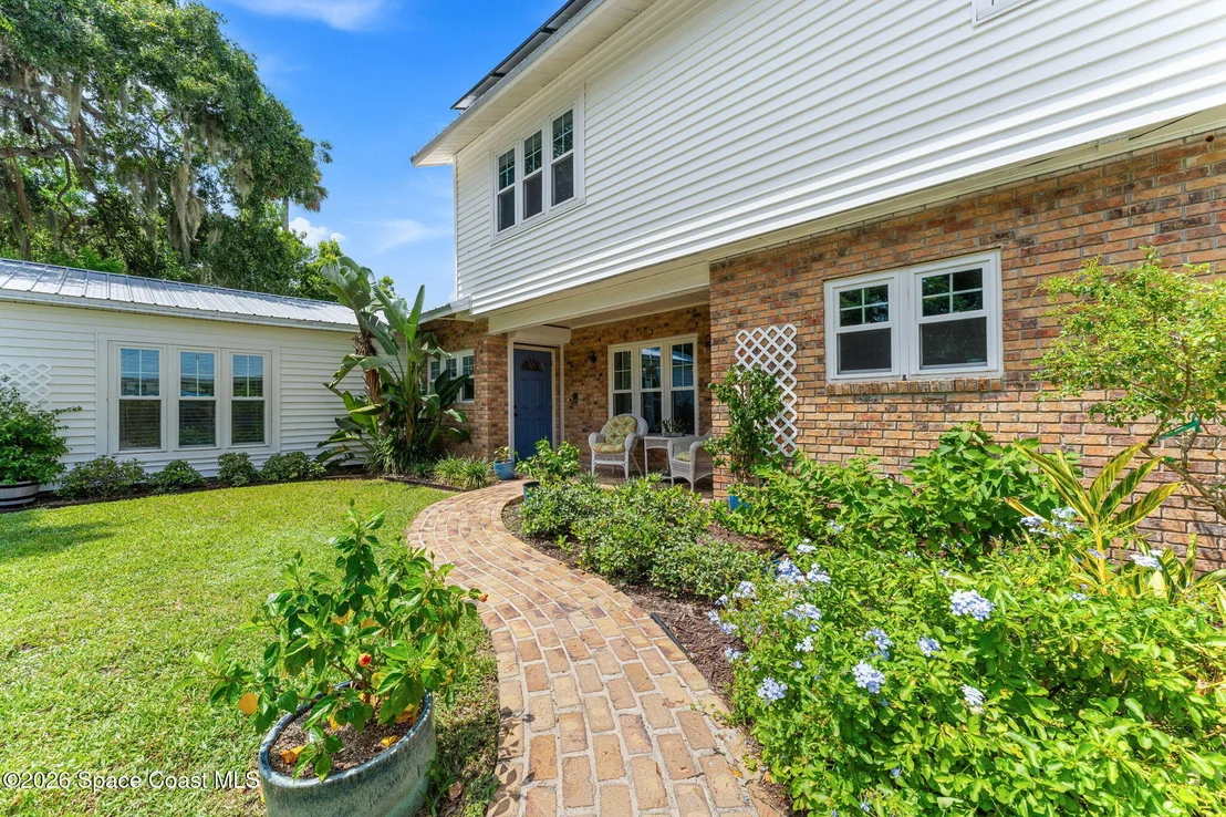 Photo of 56 Grandview Boulevard