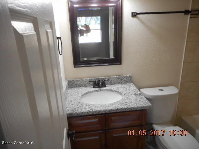 Photo of 5390 Holden Road