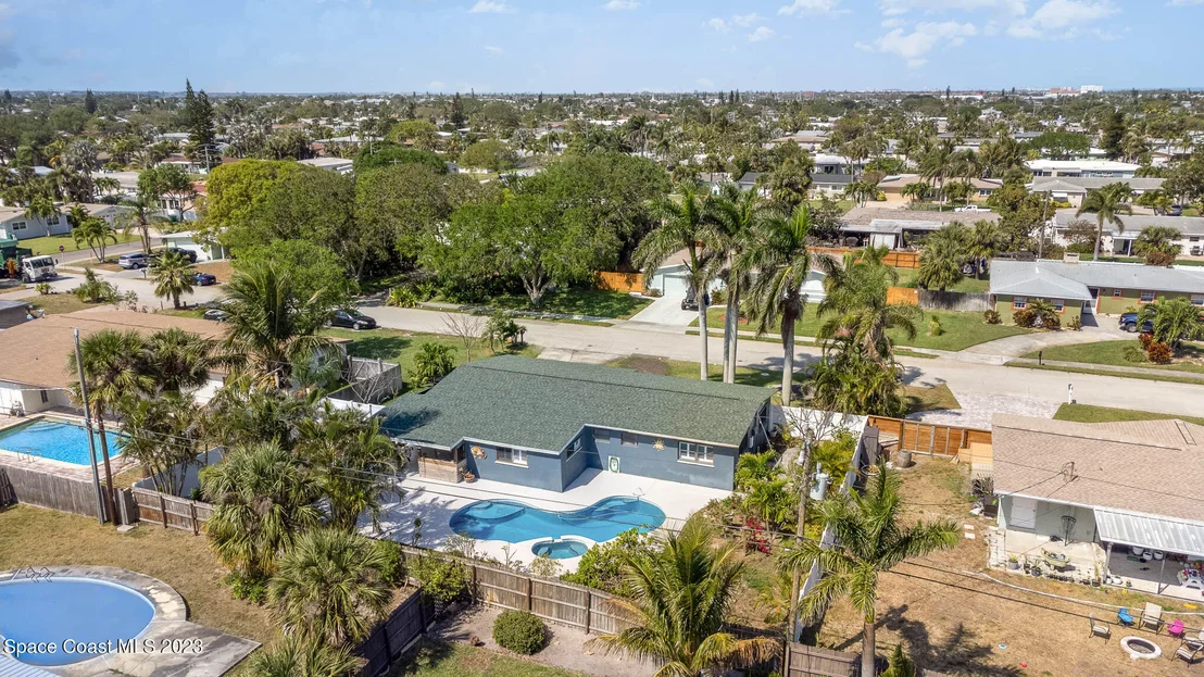 Photo of 375 Cinnamon Drive
