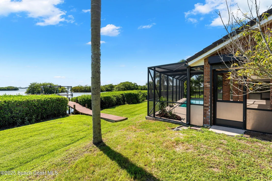 Photo of 418 Lanternback Island Drive