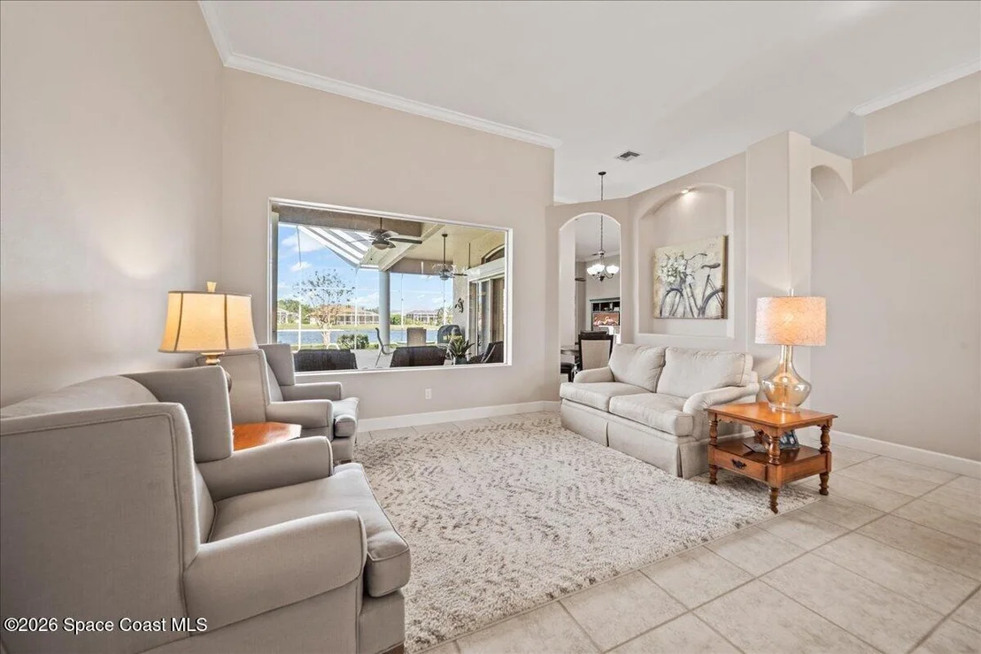 Photo of 1050 Starling Way