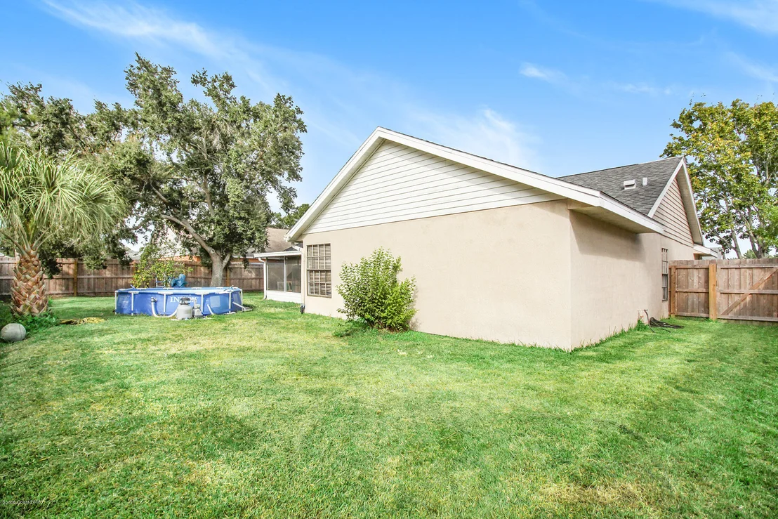 Photo of 1241 Walnut Grove Way