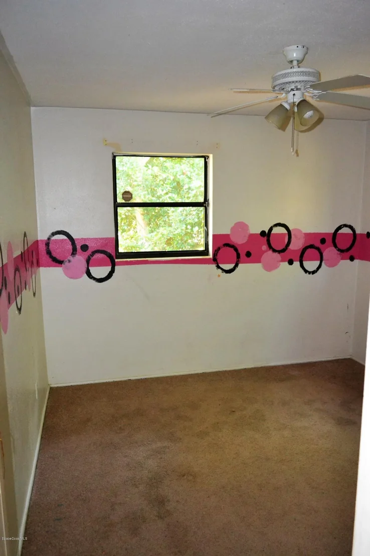 Photo of 1101 AZALEA Lane