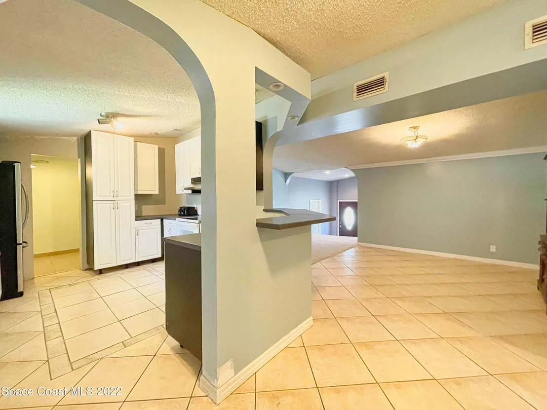Photo of 1595 Seneca Drive