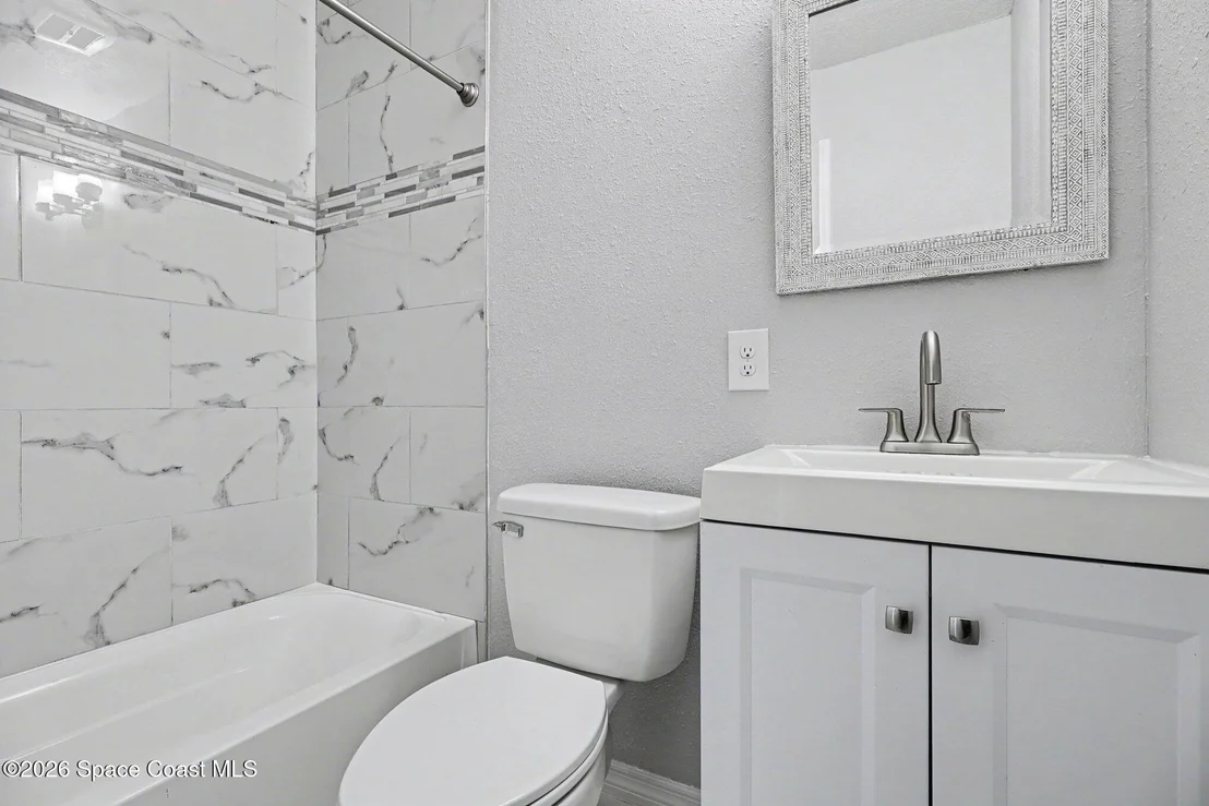 Photo of 3280 Ideal Avenue NE