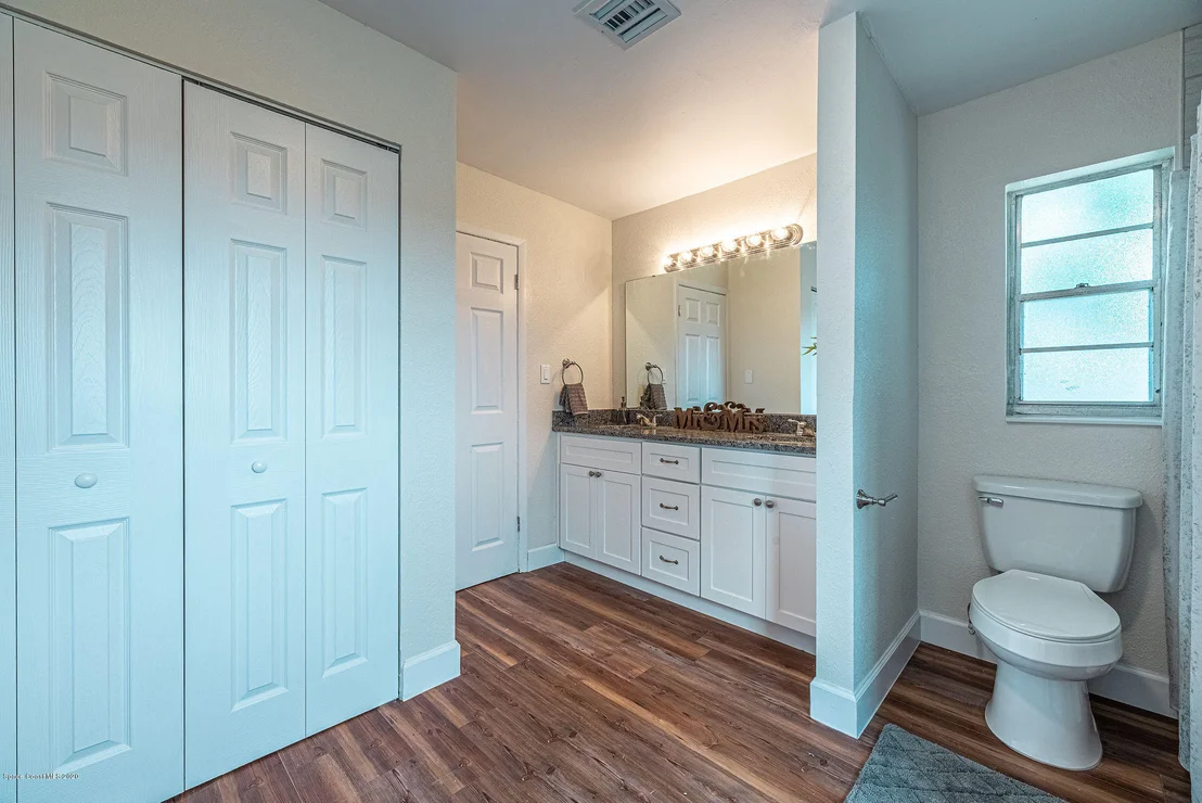 Photo of 2711 Locksley Road