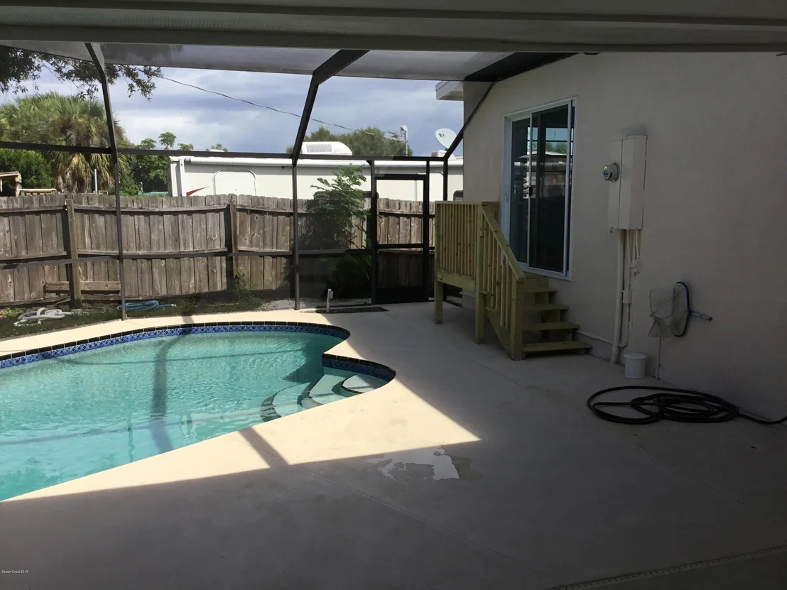 Photo of 2925 Garden Terrace NE
