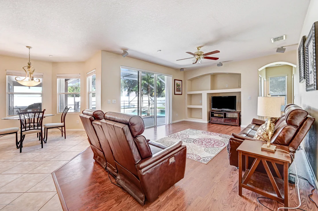 Photo of 464 Wynfield Circle