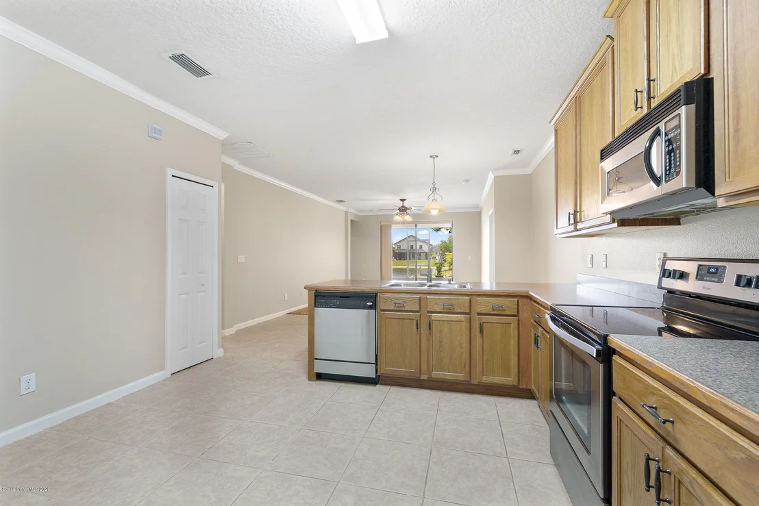 Photo of 1237 Bolle Circle