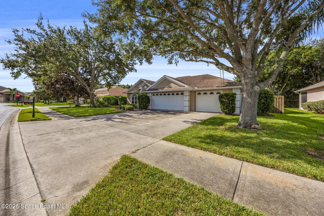 Photo of 6197 Arlington Circle