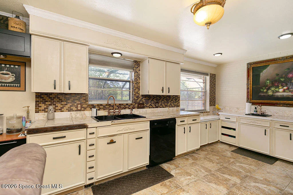 Photo of 3033 Devon Court