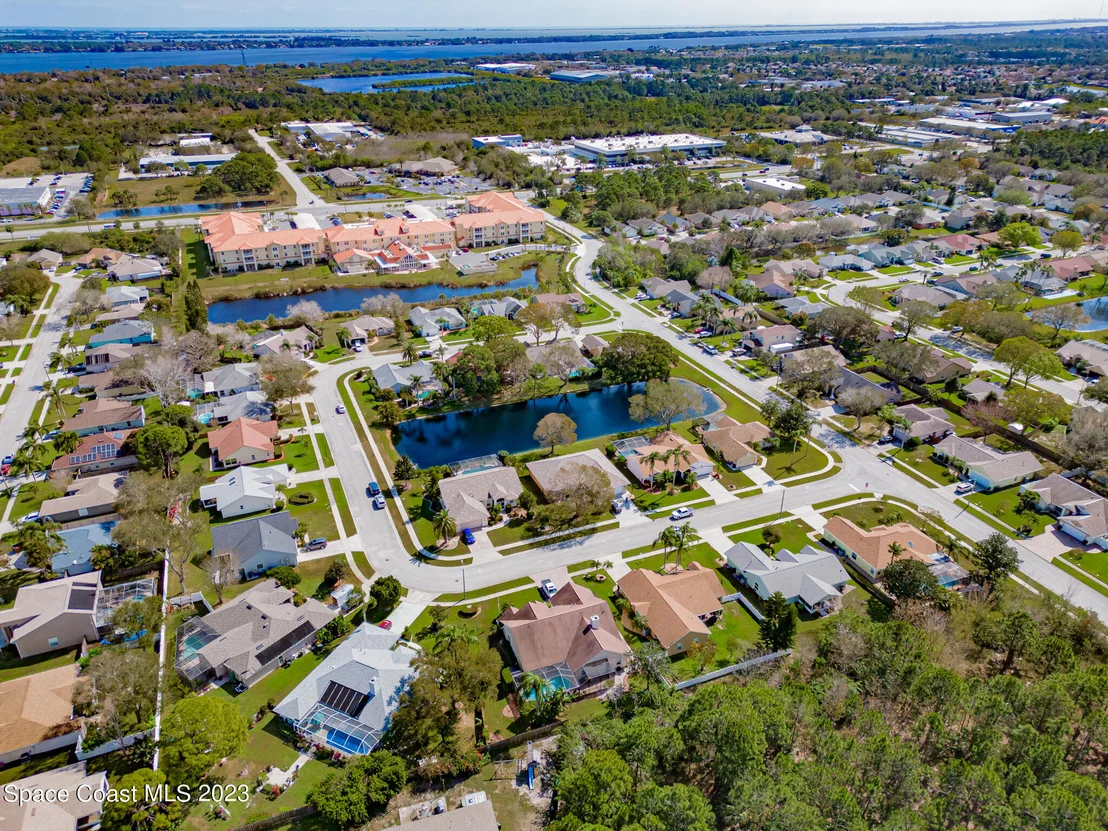 Photo of 969 Tamarind Circle