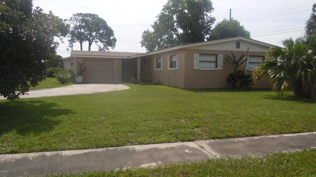 Photo of 1005 Coronado Drive