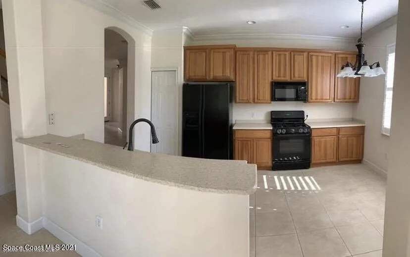 Photo of 950 Glen Abbey Way