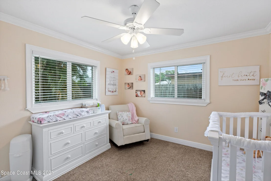 Photo of 2416 Lakeview Drive