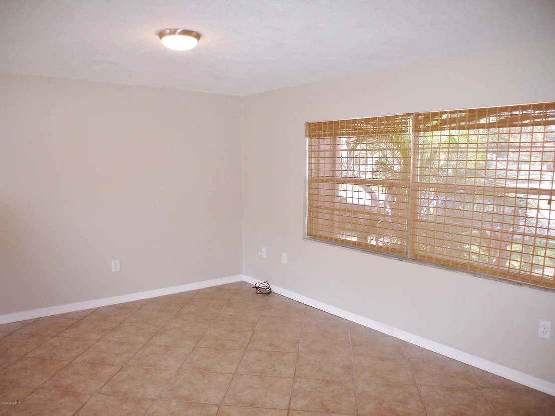 Photo of 829 Westport Drive
