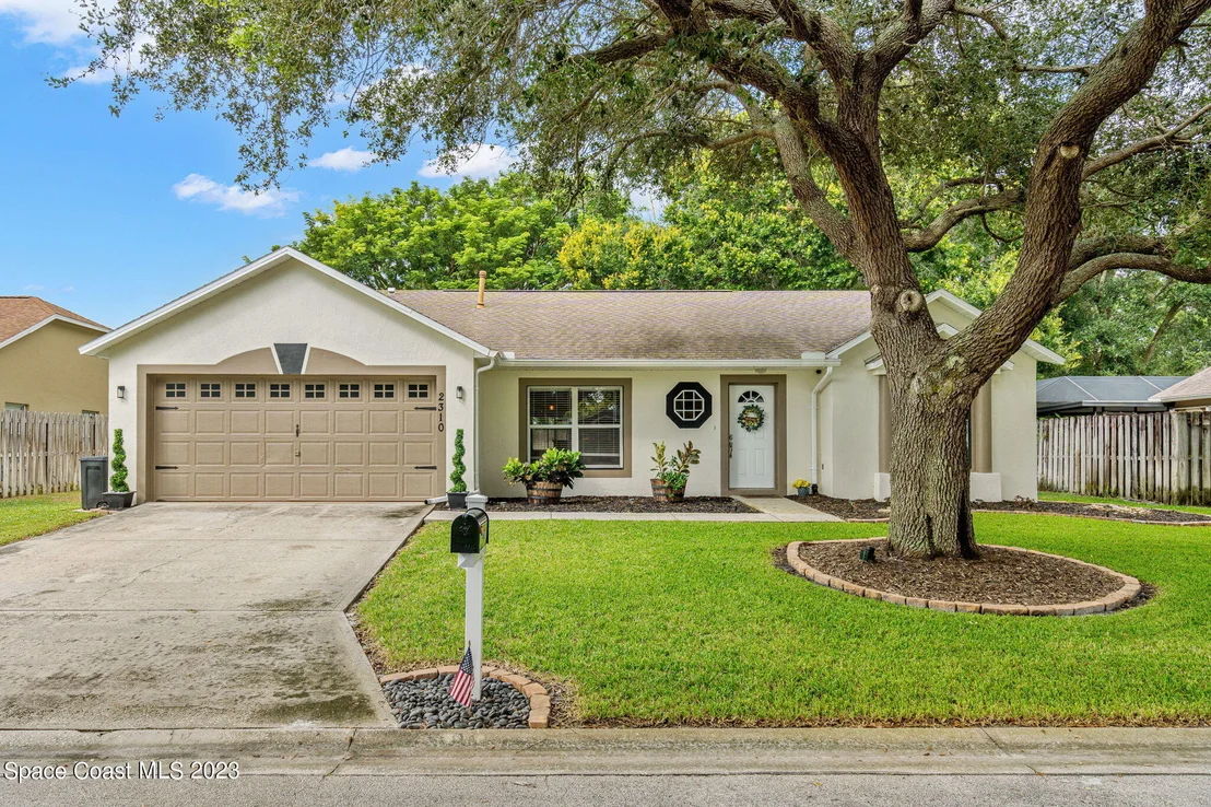 Photo of 2310 Shady Oak Road