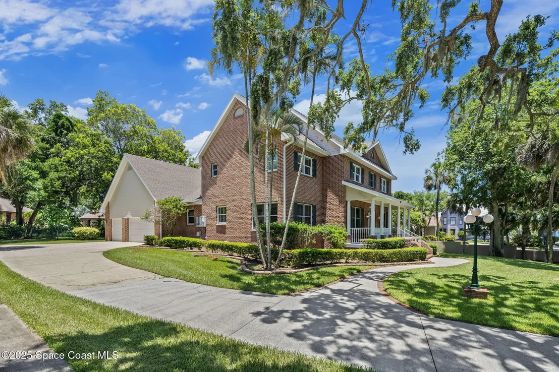 Photo of 1407 Rockledge Drive