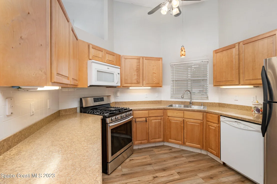 Photo of 1698 Palm Ridge Road