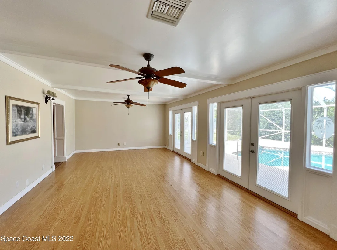 Photo of 1014 Sycamore Drive