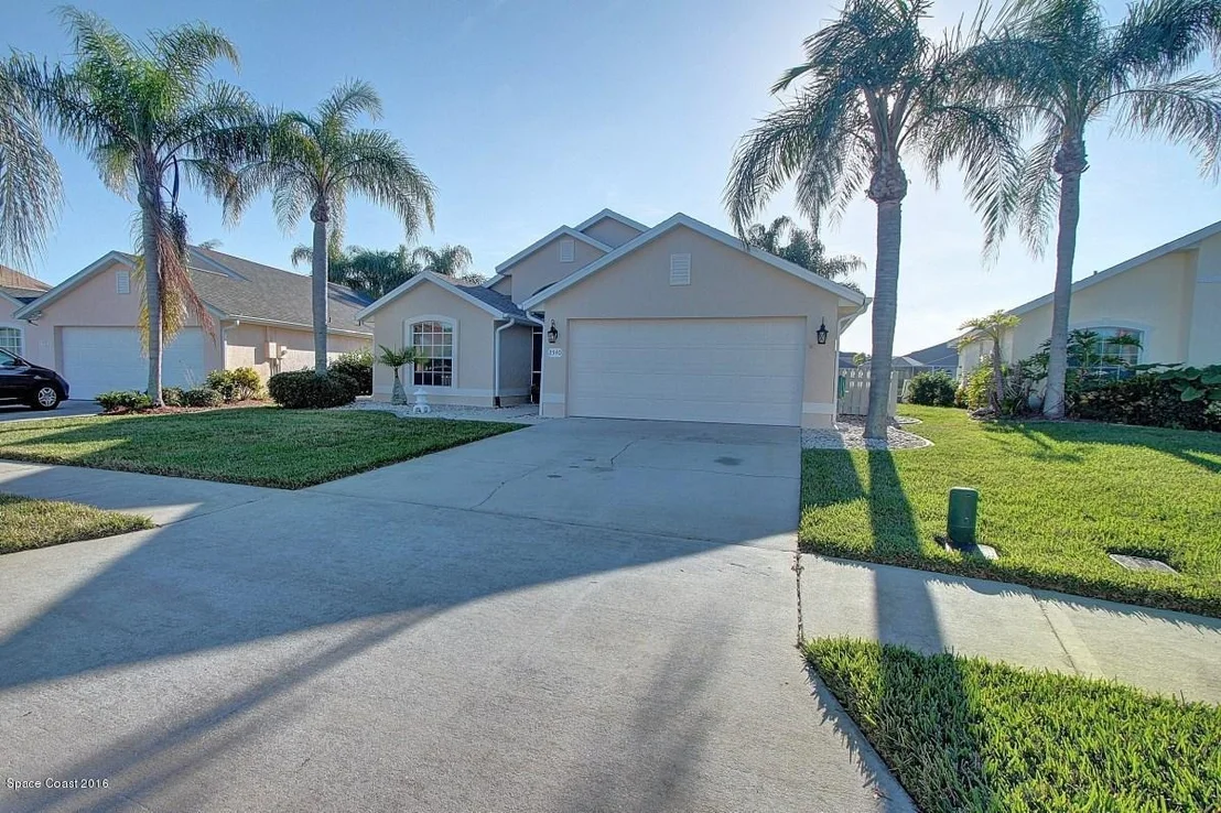 Photo of 2540 Addington Circle