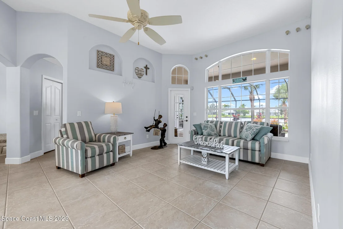 Photo of 4111 Las Cruces Way