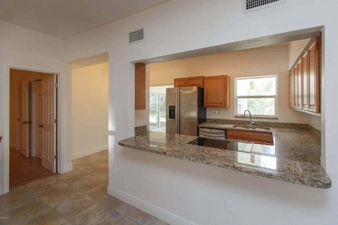 Photo of 128 S Indian Circle