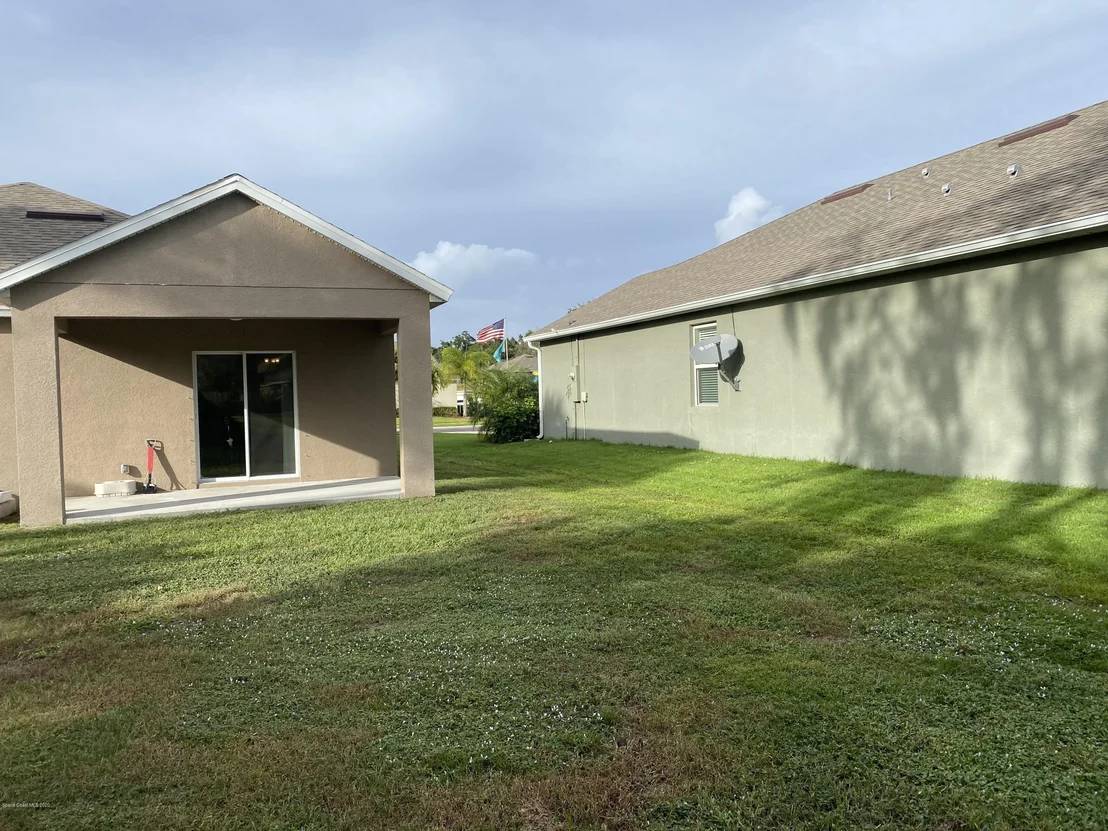Photo of 2485 Falcon Lane