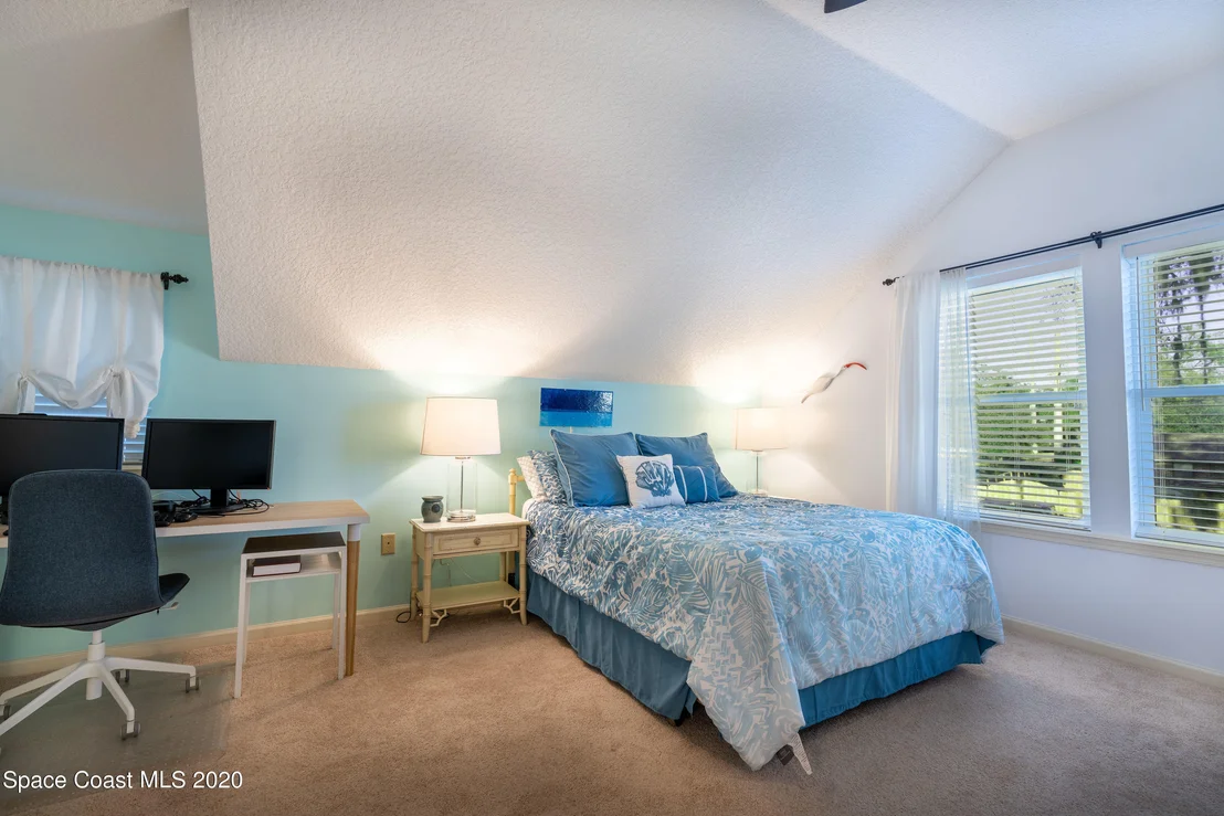 Photo of 1732 Hammock Circle W