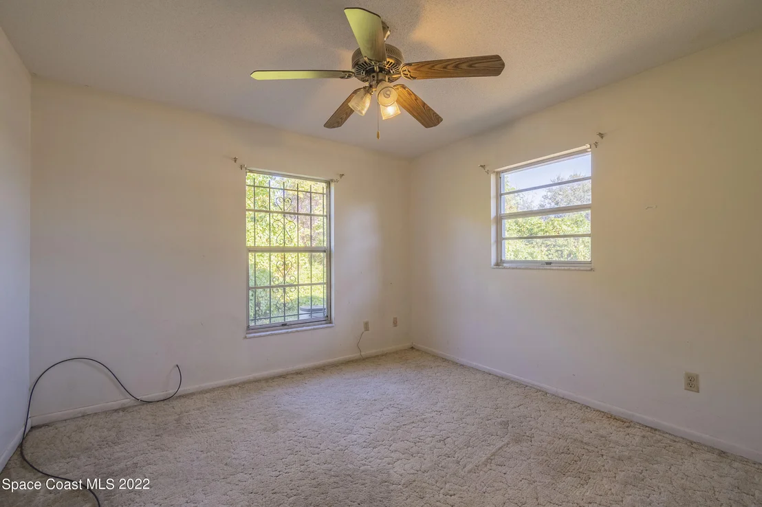 Photo of 936 Clayton Drive