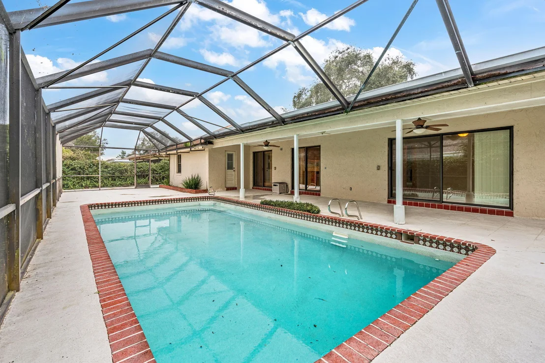 Photo of 1645 Figtree Drive