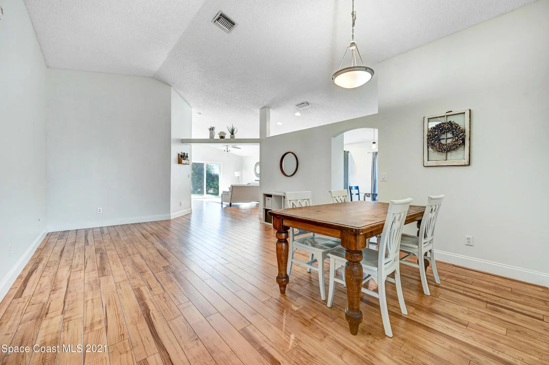 Photo of 8635 Eola Court