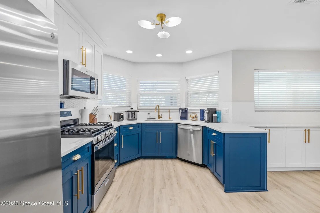 Photo of 6765 Angeles Road