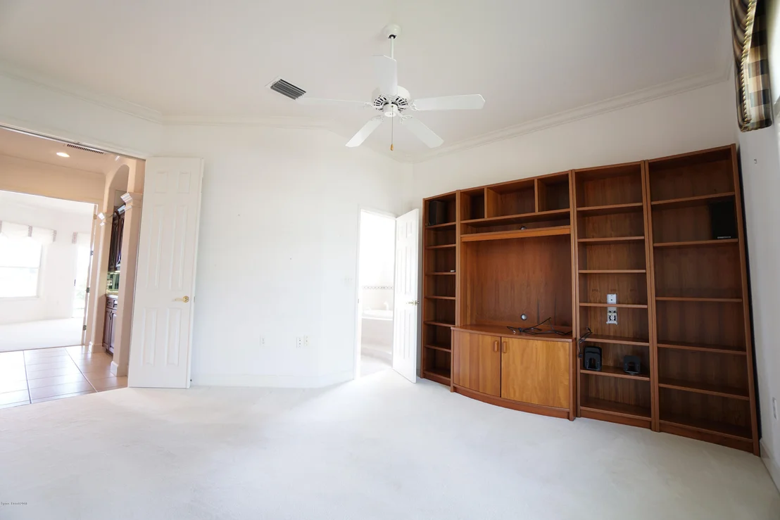 Photo of 1020 Fieldstone Drive