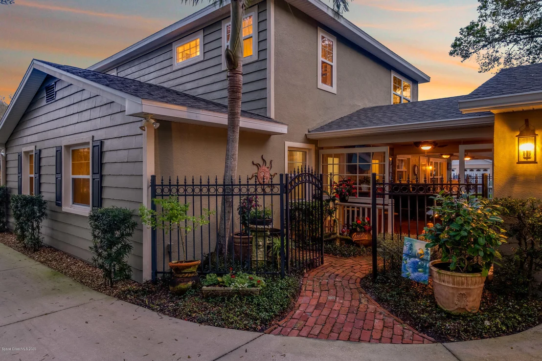 Photo of 1711 Rockledge Drive