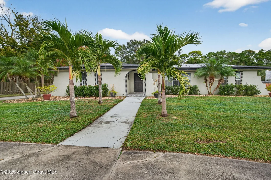 Photo of 4100 Lakemont Road