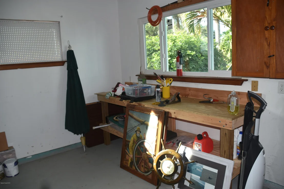 Photo of 220 Cocoa Avenue
