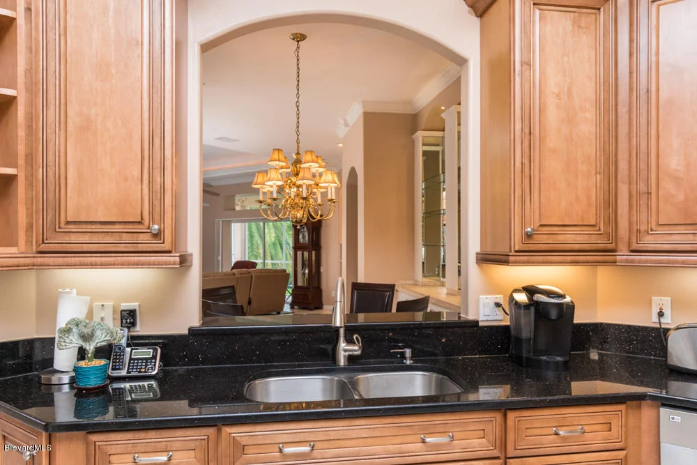 Photo of 985 Palm Brook Drive