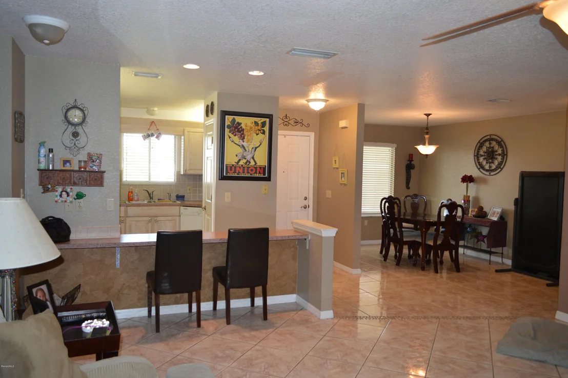 Photo of 869 Spirea Drive