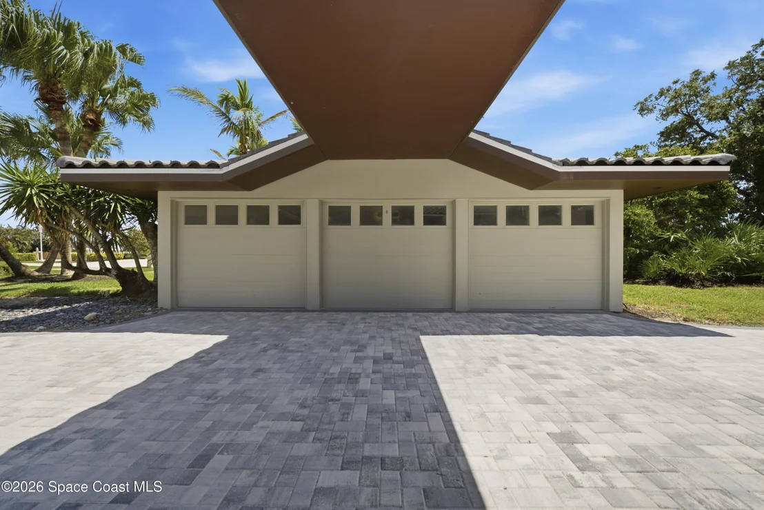 Photo of 722 Loggerhead Island Drive
