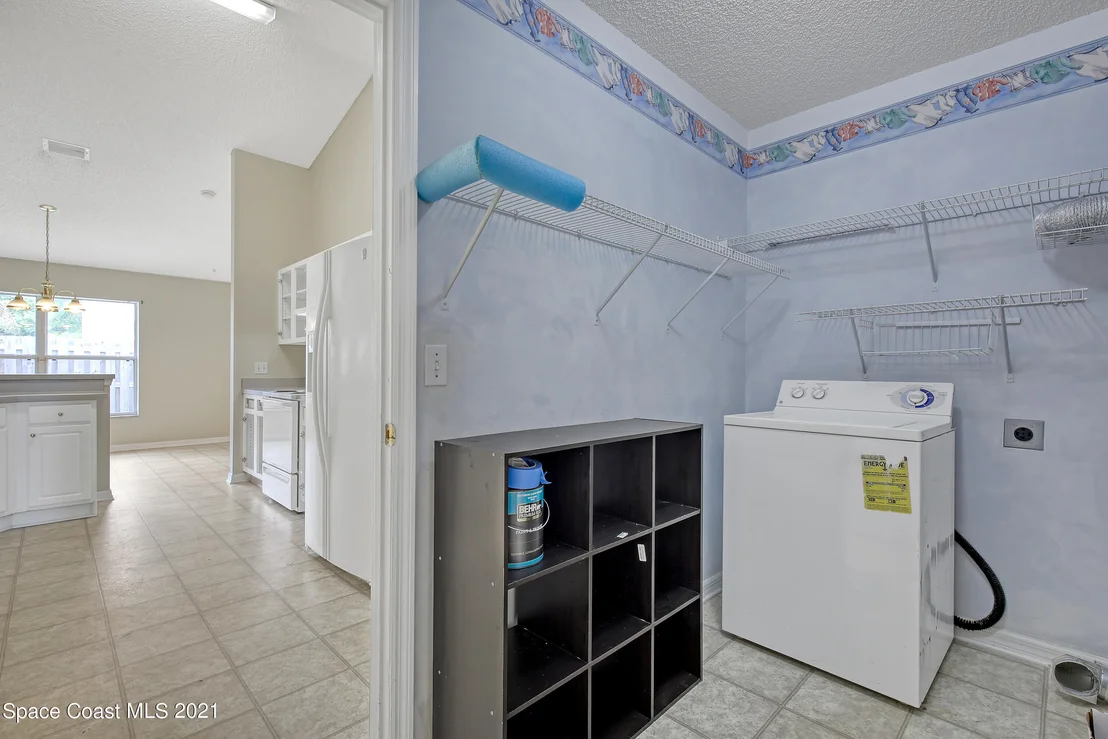 Photo of 1004 Kingfisher Way