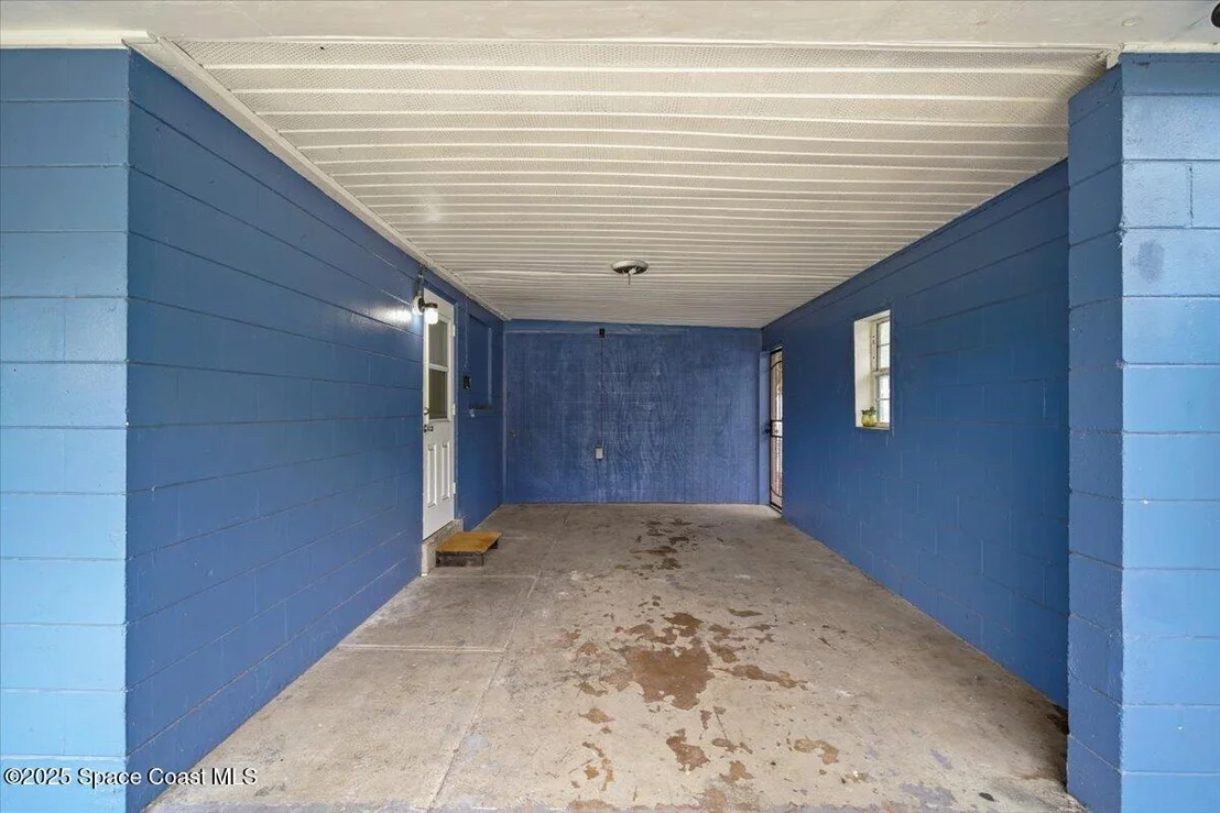 Photo of 411 Thomas Avenue