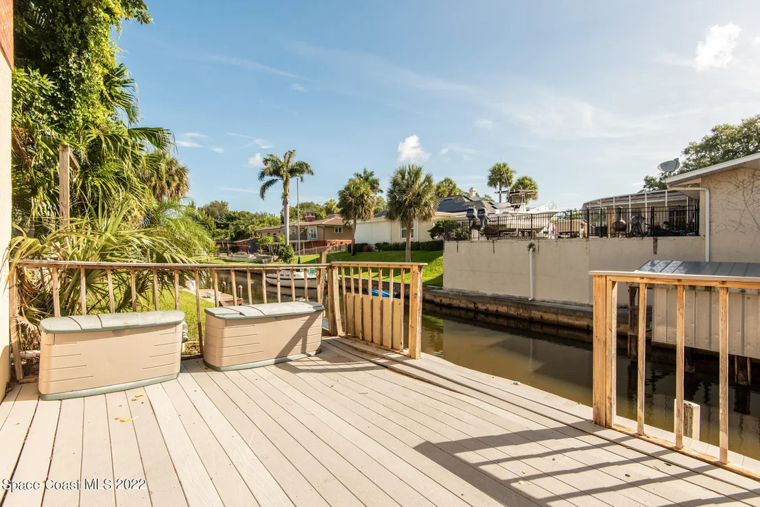 Photo of 935 Whitmire Drive