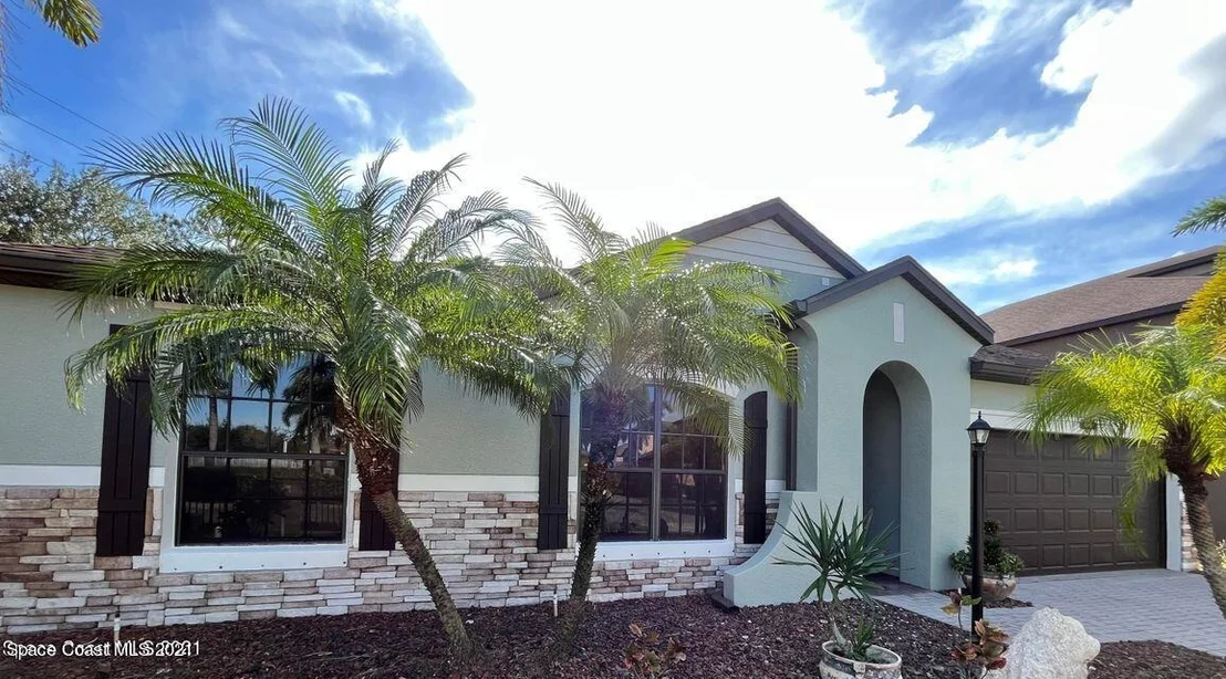 Photo of 1150 Talon Way