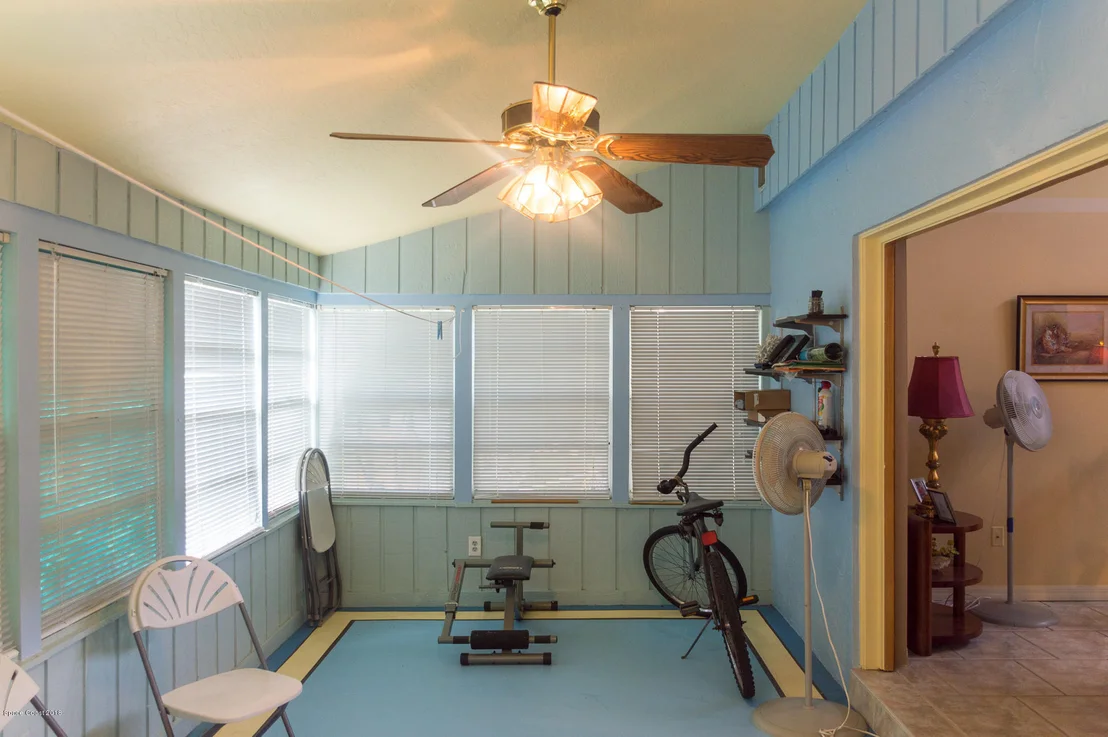 Photo of 345 Mission Oak Drive