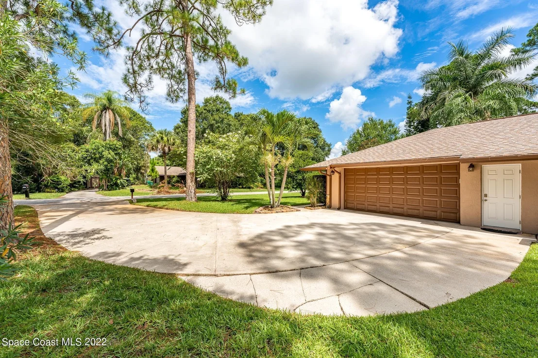 Photo of 1441 Donna Marie Drive