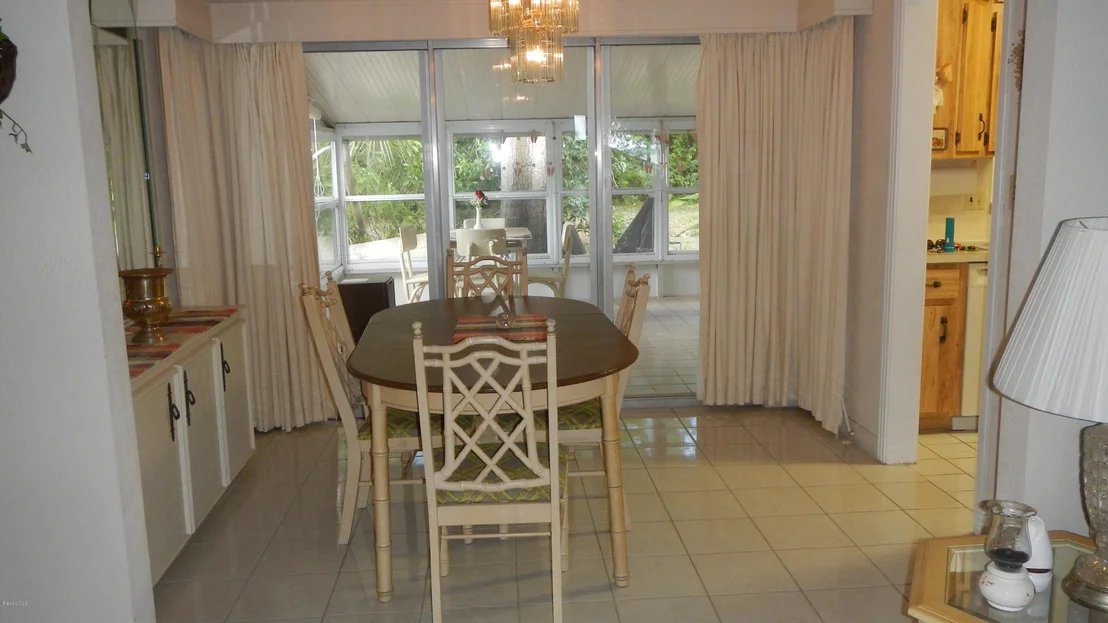 Photo of 860 Indian River Drive