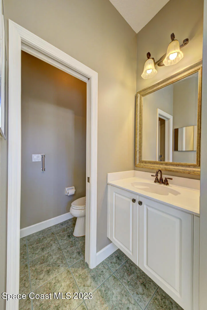 Photo of 2614 Canterbury Circle